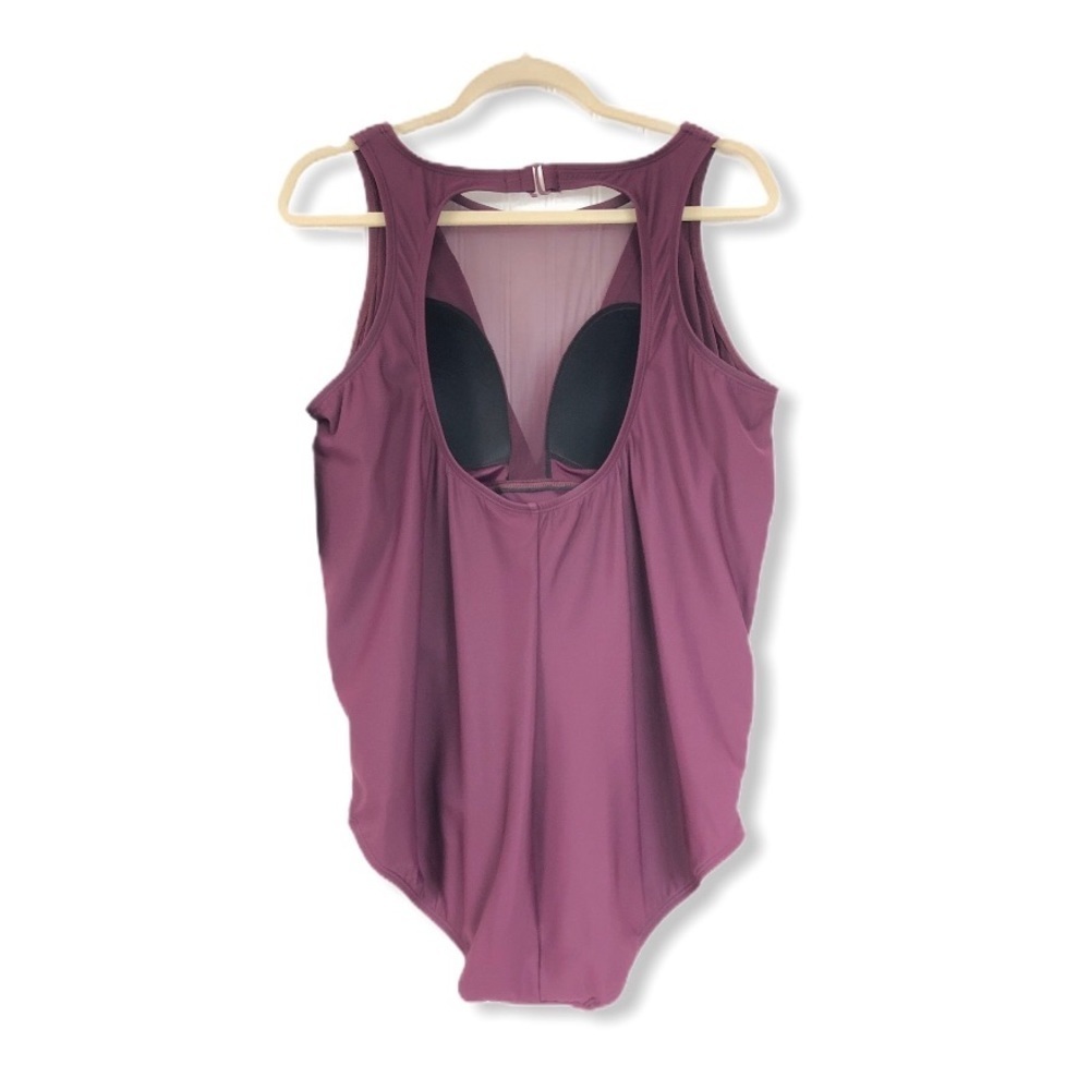 AQUA Green Brand One Piece Swimsuit Bathing Suit - Picture 4 of 10